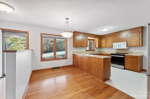 1210 Mac Ln, Stanley, NC 28164 photo 6