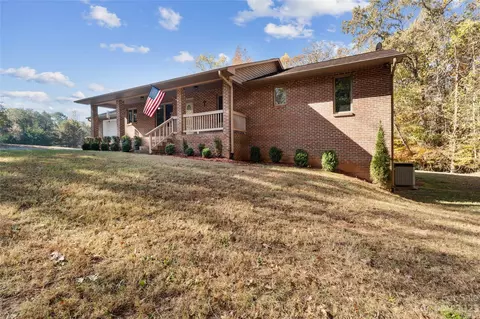 1210 Mac Ln, Stanley, NC 28164 photo 3