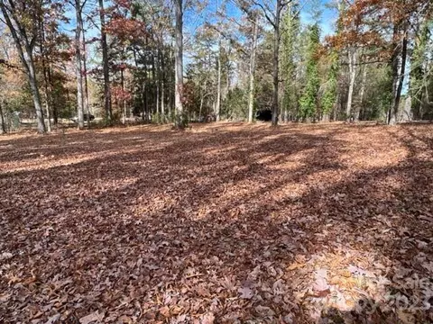 6131 Chandler Rd, Clover, SC 29710