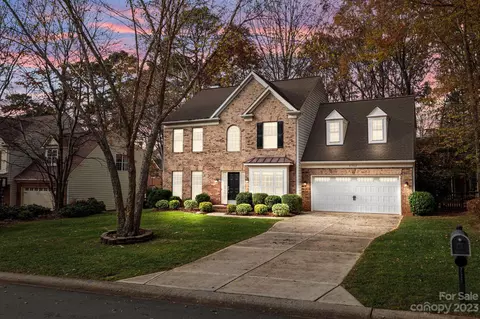 8902 Lizzie Ln, Huntersville, NC 28078