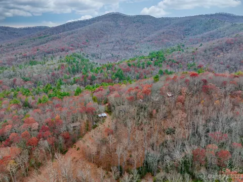 46 Overlook Dr, Spruce Pine, NC 28777 photo 5