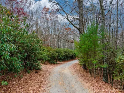 46 Overlook Dr, Spruce Pine, NC 28777 photo 15