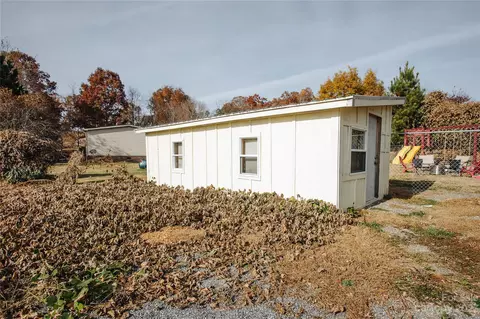 421 Morehead Rd, Marion, NC 28752 photo 38