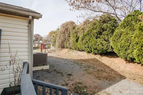 421 Morehead Rd, Marion, NC 28752 photo 32