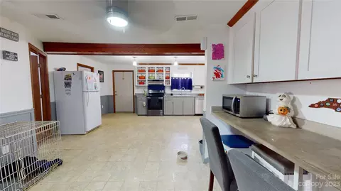421 Morehead Rd, Marion, NC 28752 photo 6