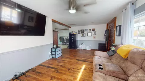421 Morehead Rd, Marion, NC 28752 photo 4
