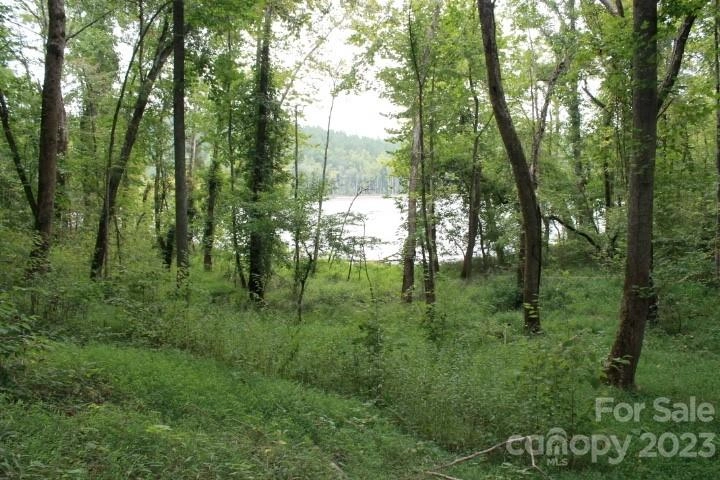 374 E Settings Nw Blvd NW