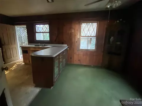 793 Silver Creek Rd, Mill Spring, NC 28756 photo 9
