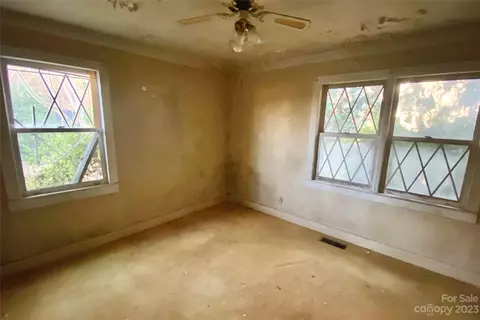 793 Silver Creek Rd, Mill Spring, NC 28756 photo 18