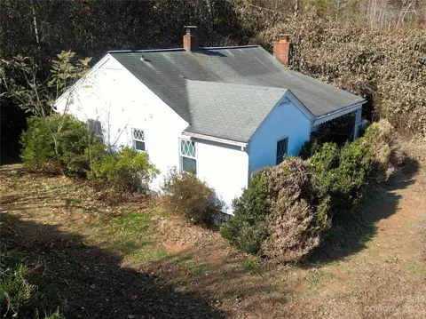 793 Silver Creek Rd, Mill Spring, NC 28756