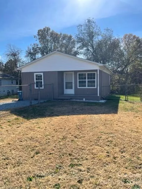 1013 Old Plank Rd, Salisbury, NC 28144