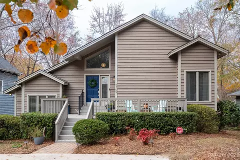 6709 Paces Ferry Ln, Charlotte, NC 28226