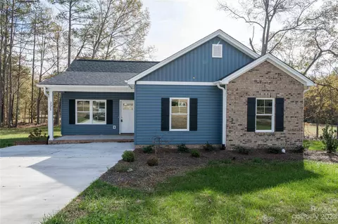 221 Hardin Cir, Grover, NC 28073