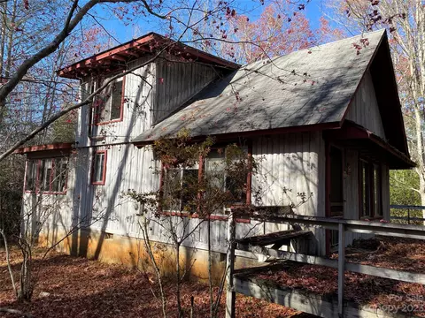 130 Sourwood Ln, Pisgah Forest, NC 28768