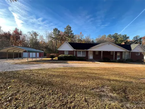 829 Corriher St, Kannapolis, NC 28081