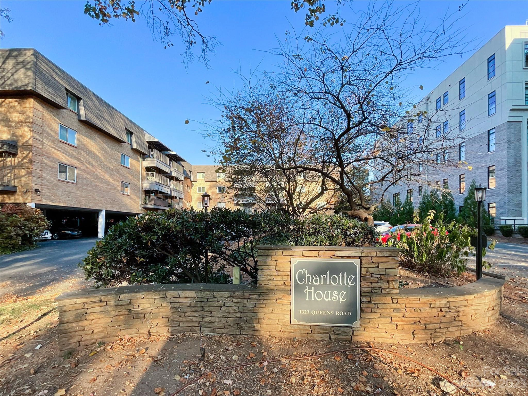 1323 Queens 202 Rd Unit 202  