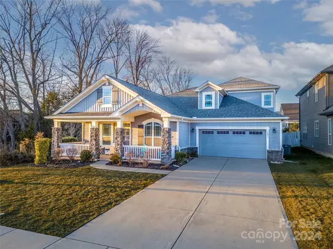 1251 Kings Grove Dr, York, SC 29745
