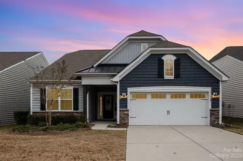 11127 Wrigley Mansion Dr, Charlotte, NC 28273