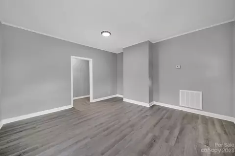 563 5th St, Chester, SC 29706 photo 13