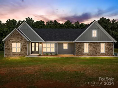 1295 Coppergate Dr, Salisbury, NC 28147