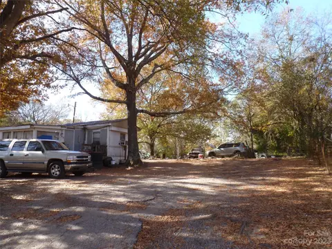 106 Terrace Rd, Lancaster, SC 29720 photo 4