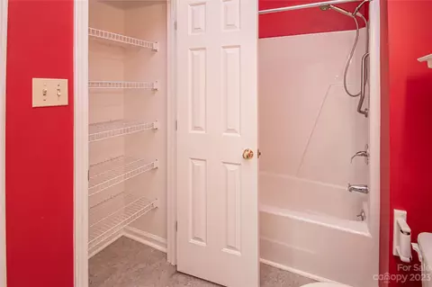 19840 Oak Leaf Cir, Cornelius, NC 28031 photo 16
