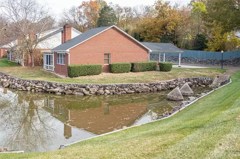19840 Oak Leaf Cir, Cornelius, NC 28031