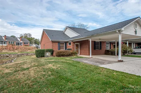 19840 Oak Leaf Cir, Cornelius, NC 28031 photo 8