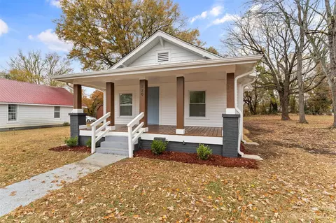 320 26th Sw St SW, Hickory, NC 28602 photo 1