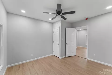 320 26th Sw St SW, Hickory, NC 28602 photo 9