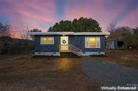 600 Robinson Clemmer Rd, Dallas, NC 28034