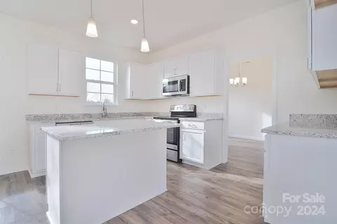 105 Megby Trl, Statesville, NC 28677