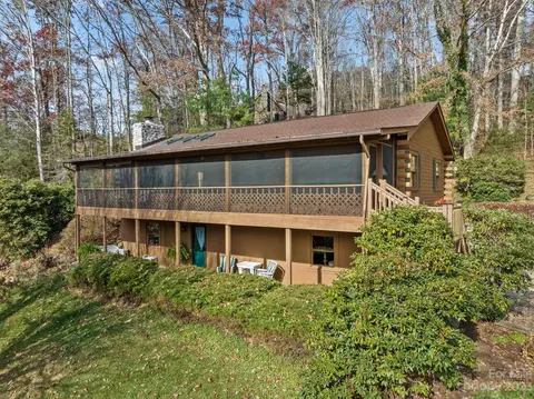 209 Windy Hill Dr, Waynesville, NC 28785