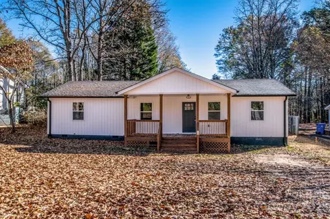 539 Dixie Dr, Mooresville, NC 28115