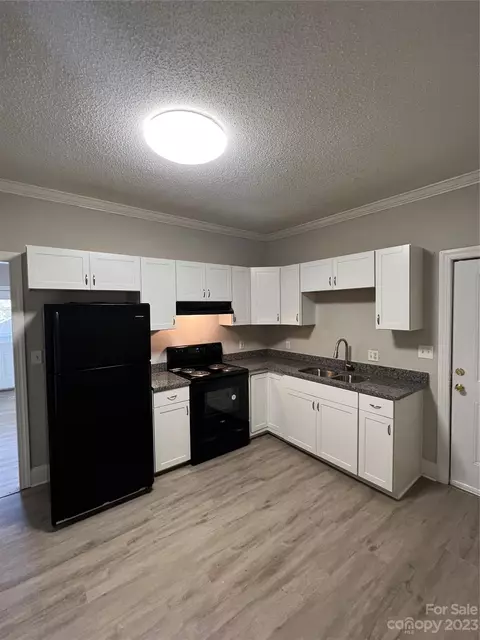 204 Flowe Ave, Kannapolis, NC 28083 photo 6