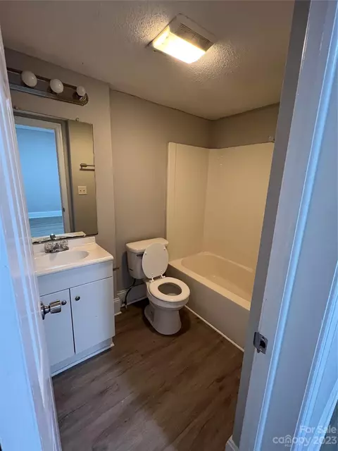 204 Flowe Ave, Kannapolis, NC 28083 photo 8
