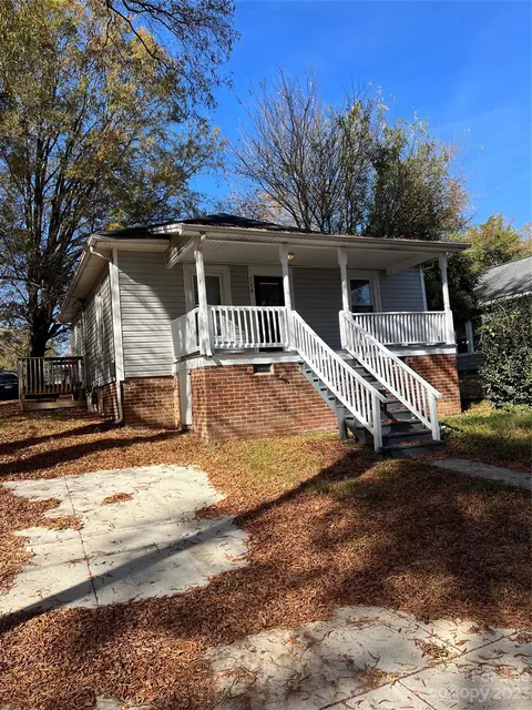 204 Flowe Ave, Kannapolis, NC 28083 photo 2