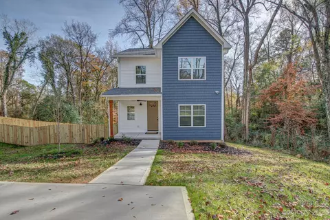 101 Lowe St, Mount Holly, NC 28120