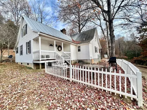 616 Umbarger Rd, Moravian Falls, NC 28654