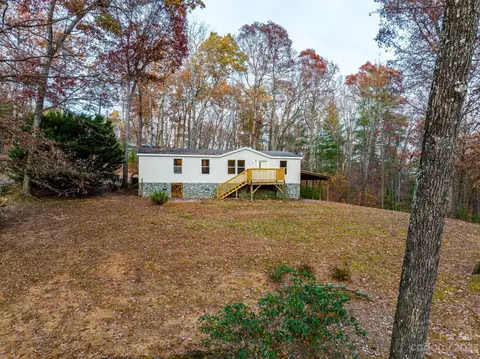36 Castle Rock Trl, Taylorsville, NC 28681