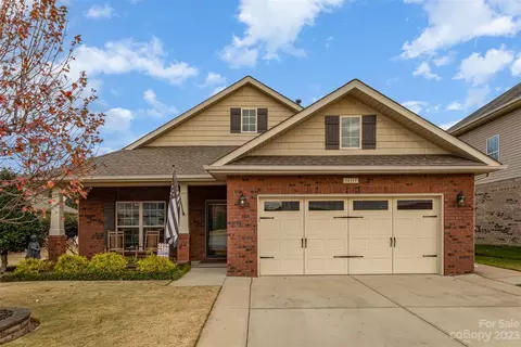 14117 Highland Meadow Rd, Charlotte, NC 28273