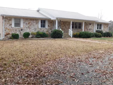 573 Bringle Ferry Rd, Denton, NC 27239