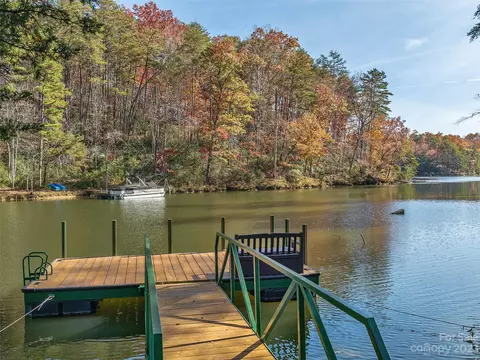 11 Indian Summer Ln, Mill Spring, NC 28756 photo 3