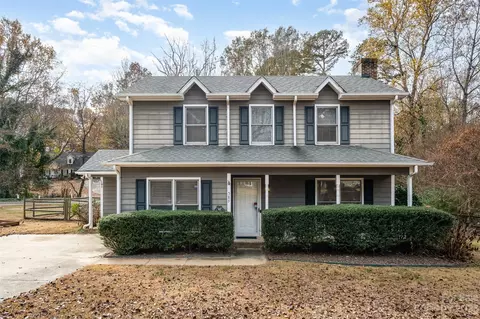 585 Tryon Pl, Gastonia, NC 28054