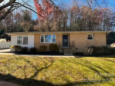 116 Glenwood Rd, Hendersonville, NC 28791