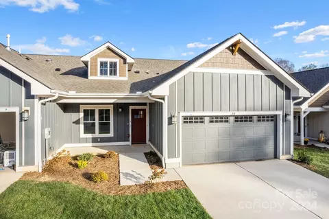 9 Cozy Cottage 3 Way #3, Arden, NC 28704