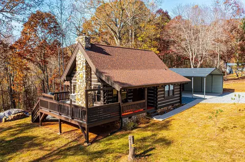 107 Shepherd Ct, Taylorsville, NC 28681