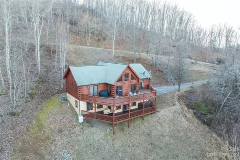 369 Summit Pkwy, Bostic, NC 28018 photo 3