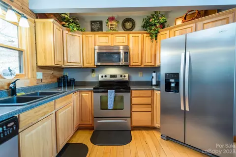 369 Summit Pkwy, Bostic, NC 28018 photo 5