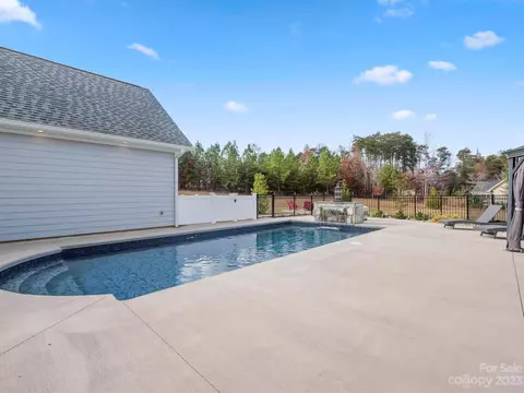 26 Silver Fox Ln, Tryon, NC 28782 photo 35